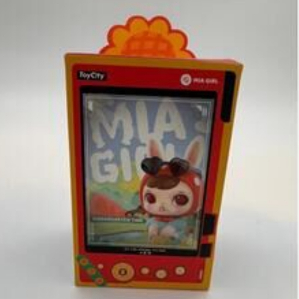Mia Kindergarten Time Series Blind Box - NIB - Sit In Rows - Picture 5 of 5
